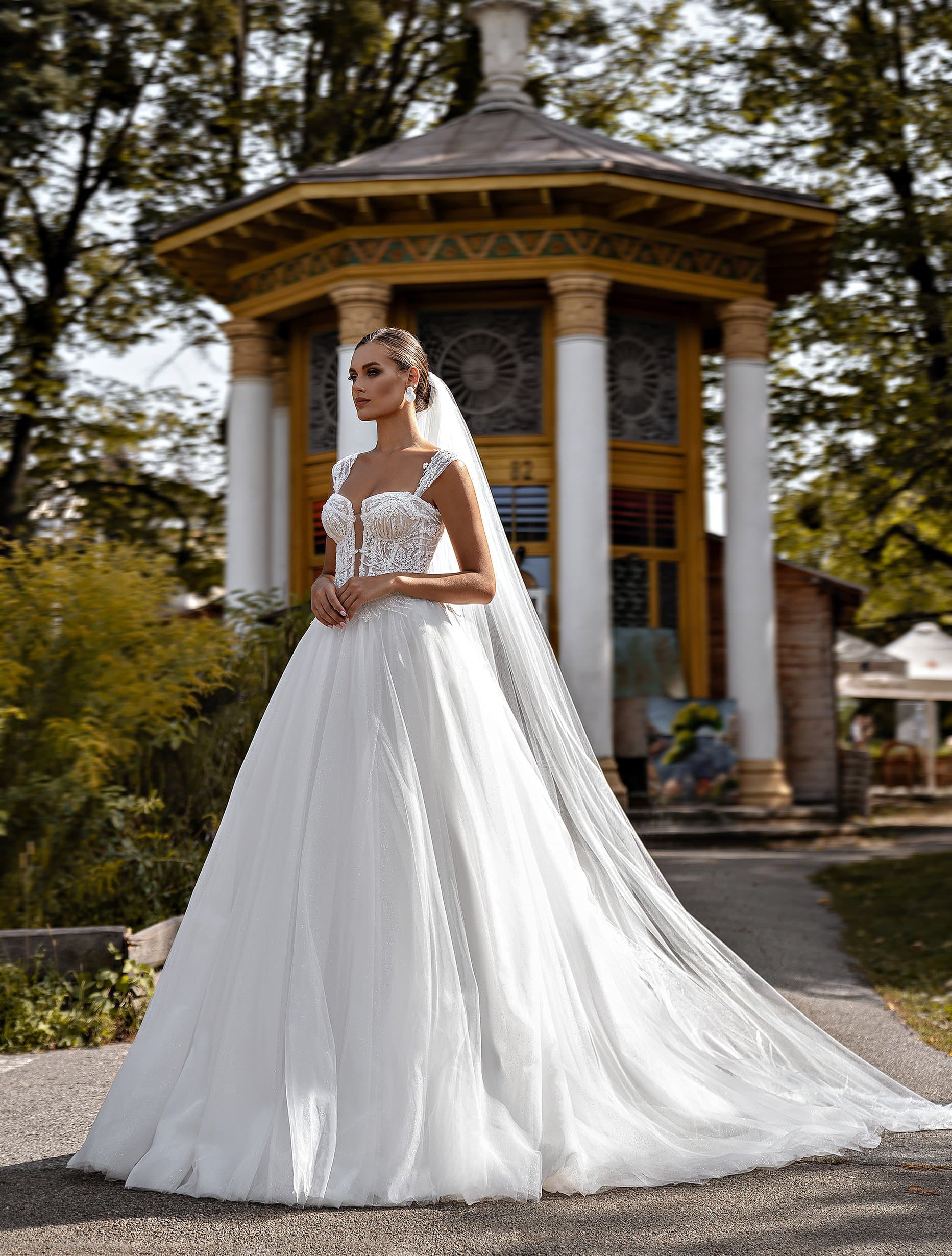 https://nycitybride.com/_next/image?url=https%3A%2F%2Fapi.nycitybride.com%2Fuploads%2Fproducts%2Fnycb-1641586909822.jpg&w=3840&q=75