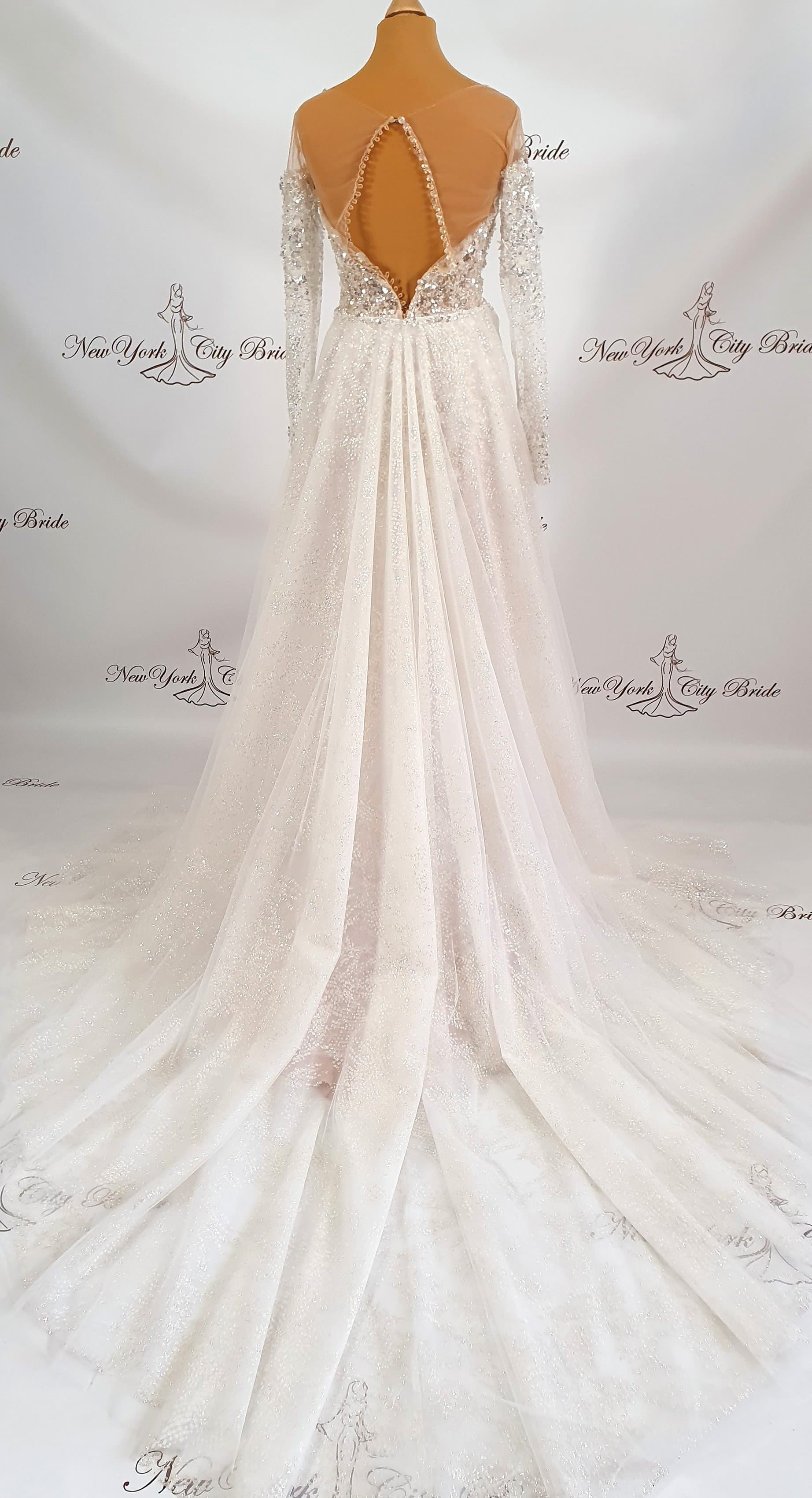 Aurora Bridal Gowns Standard Collection, Boutique