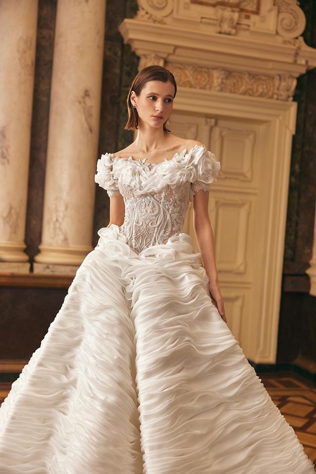 Harmonie Lace Wedding Gown