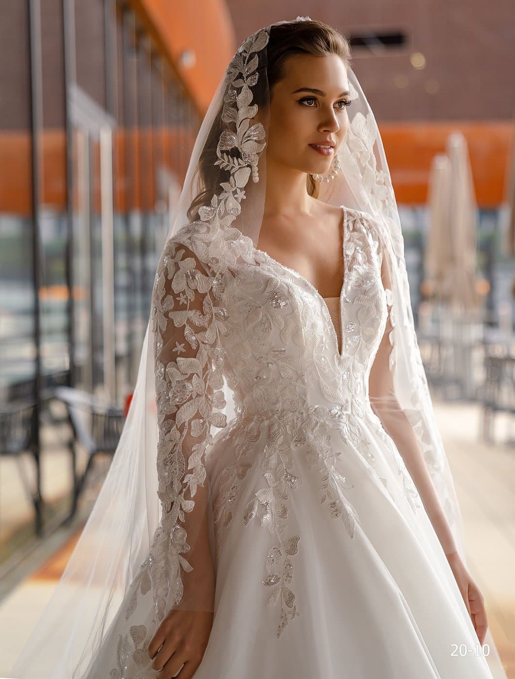 AIRY ORGANZA FLOWER VEIL