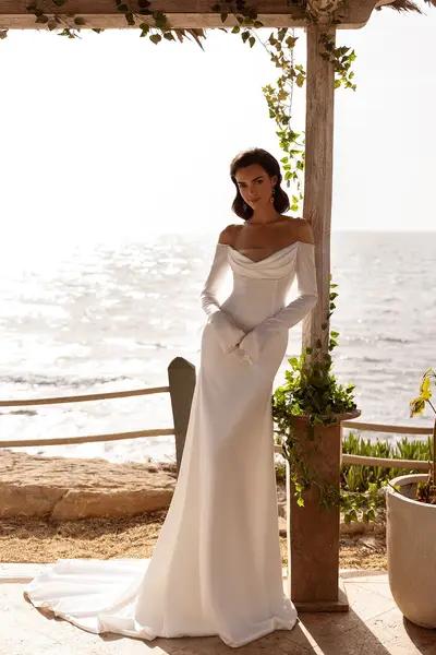 Missing image for Wedding dress Ester Size 8 In Stock