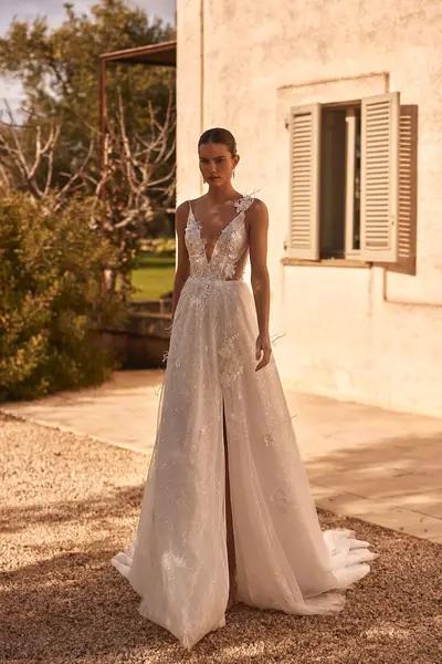 Missing image for Sample Wedding dress BL-003 size 8 in stock