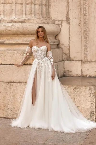Missing image for Sample Wedding dress Harlen size 8 in stock