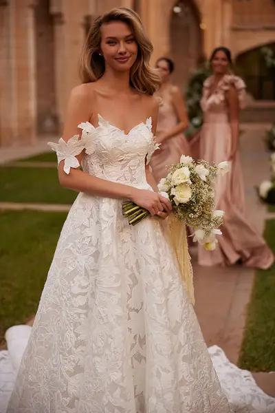 Missing image for Sample Wedding Dress ND-013 Size 8 In Stock