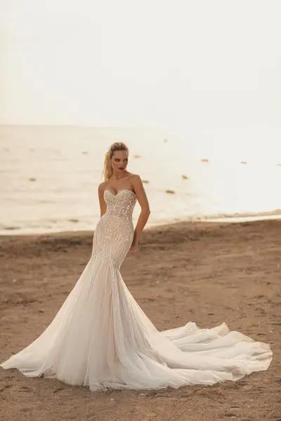 Missing image for Sample Wedding dress Rosalie Size 14/16 In Stock