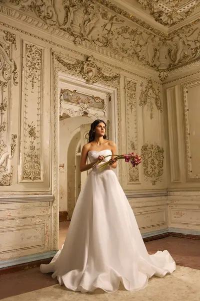 Missing image for Wedding dress Numarel