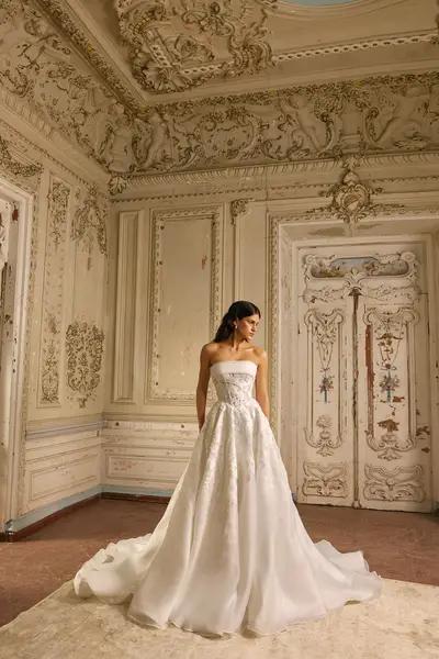 Missing image for Wedding dress Solyn