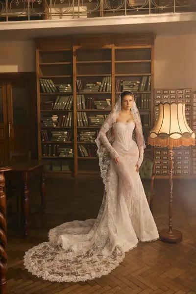 Missing image for Wedding veil Faela