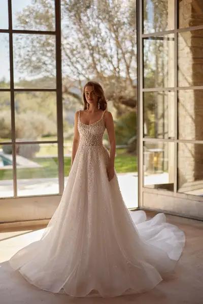 Missing image for Wedding dress Leonie