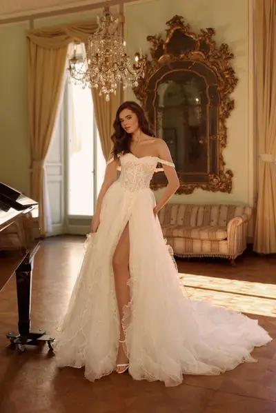 Missing image for Wedding dress Dora