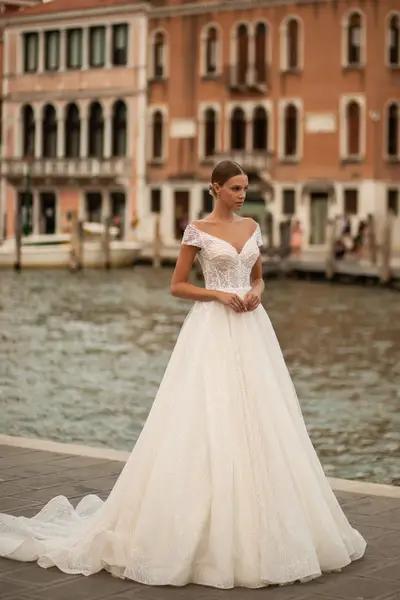 Missing image for Wedding dress 5434