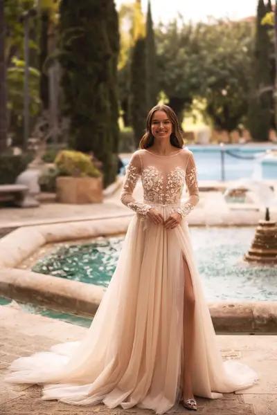 Missing image for Wedding dress VR-014