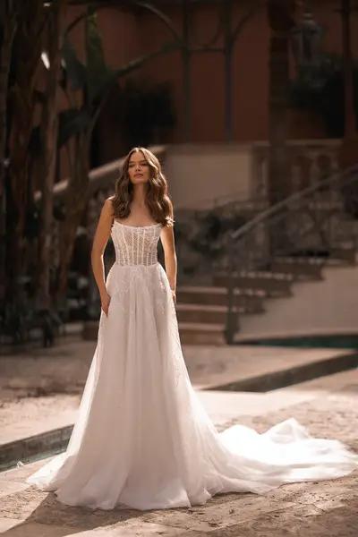 Missing image for Wedding dress VR-029