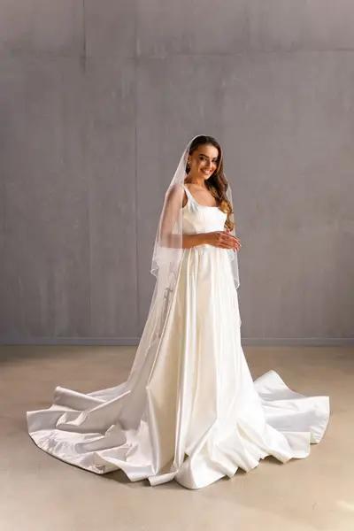 Missing image for Wedding veil 8007