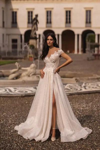 Missing image for Wedding dress 5524
