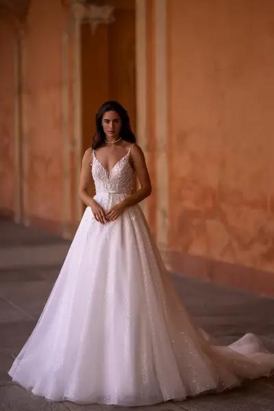 Missing image for Wedding dress 5527