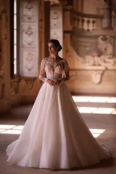 Missing image for Wedding dress 5530