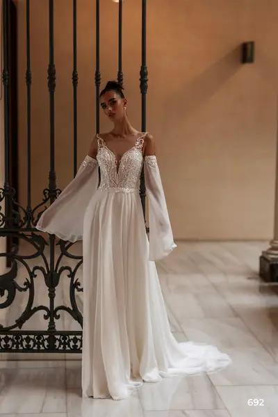 Missing image for Wedding dress 692