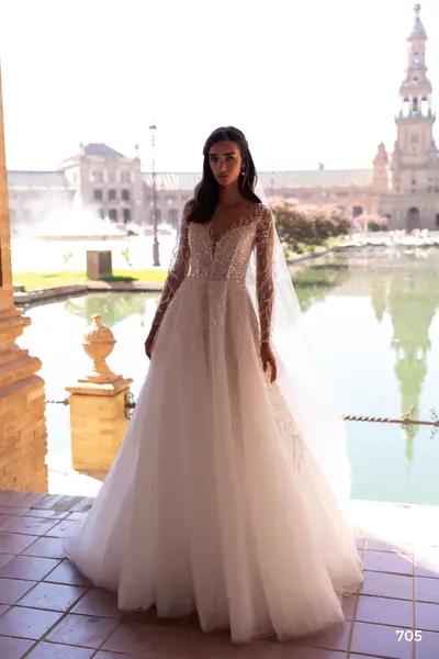 Missing image for Wedding dress 705