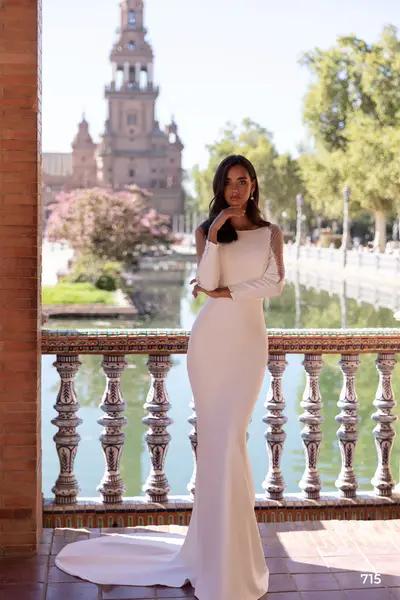 Missing image for Wedding dress 715