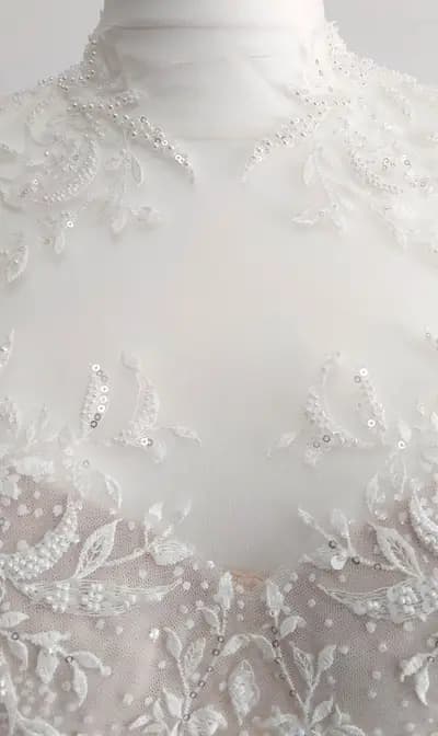 zoomed-item