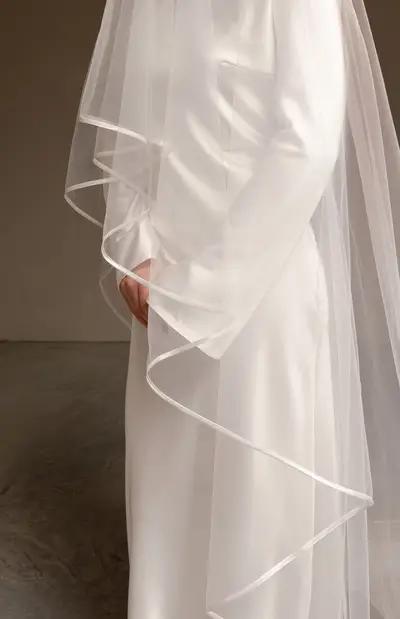Missing image for Wedding veil R-08