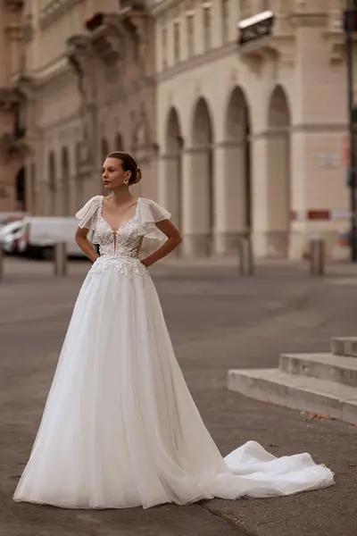 Missing image for Wedding dress 5604