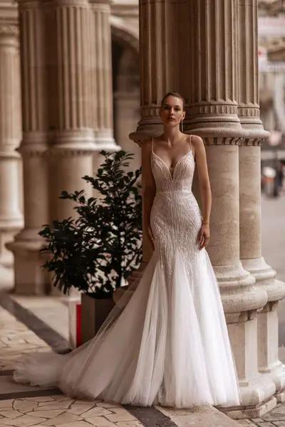 Missing image for Wedding dress 5610
