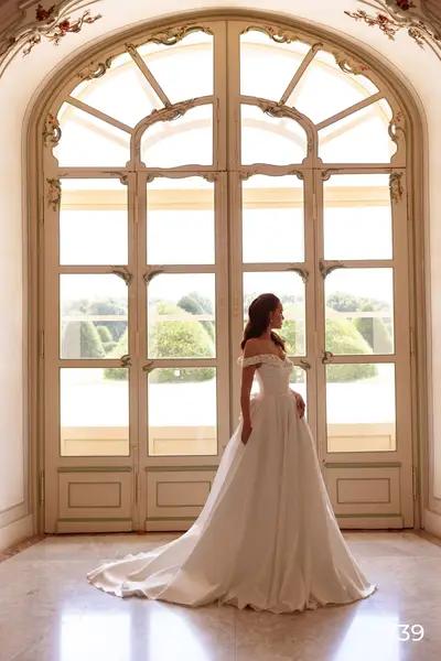 Missing image for Wedding dress 739