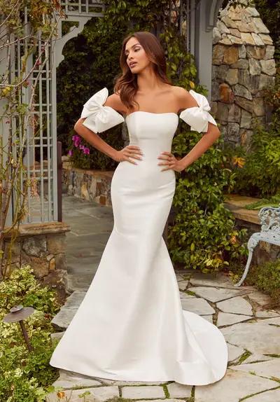 Missing image for Wedding dress 4475 Raven