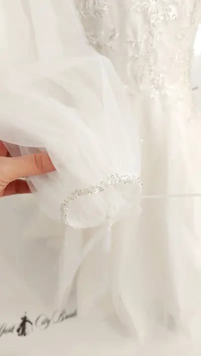 zoomed-item