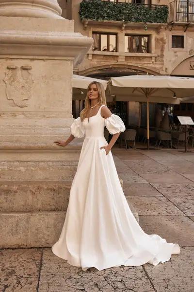Missing image for Wedding dress Damaris