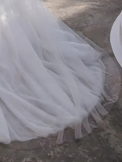 zoomed-item