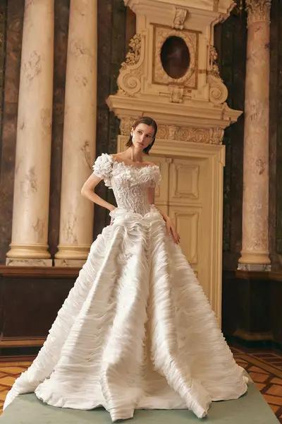 Missing image for Wedding dress Harmonie