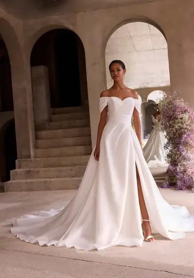 Missing image for Wedding dress 2911 Andromeda