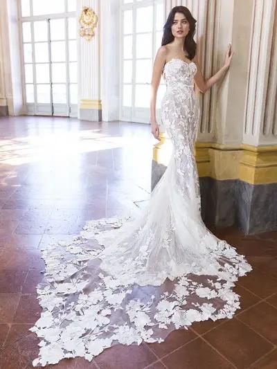 Missing image for Sample Wedding dress Tracie size 10 in stock