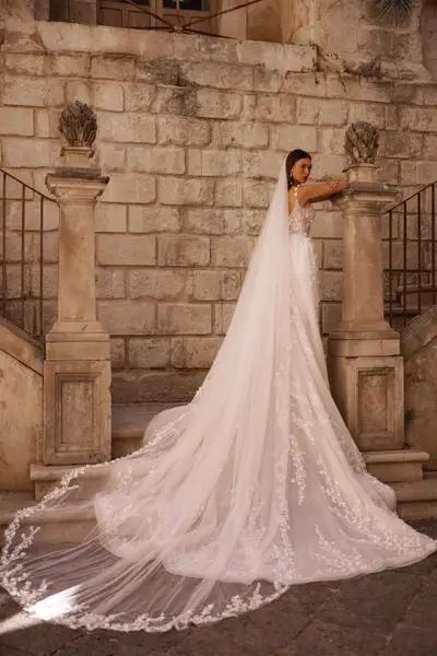 Missing image for Wedding veil VO-018