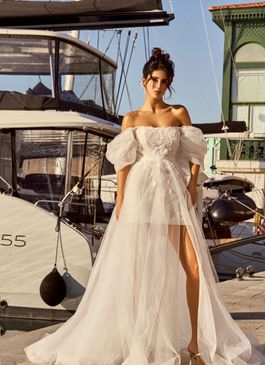 Missing image for Wedding set Alexia with overskirt