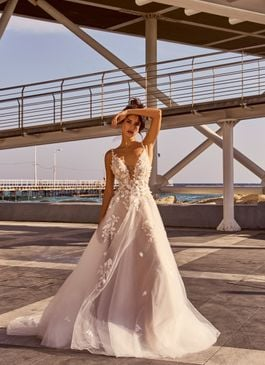 Missing image for Wedding dress Paola
