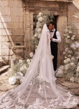 Missing image for Wedding veil FA-021