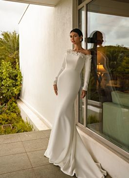 Missing image for Sample wedding dress S-666-Liliana