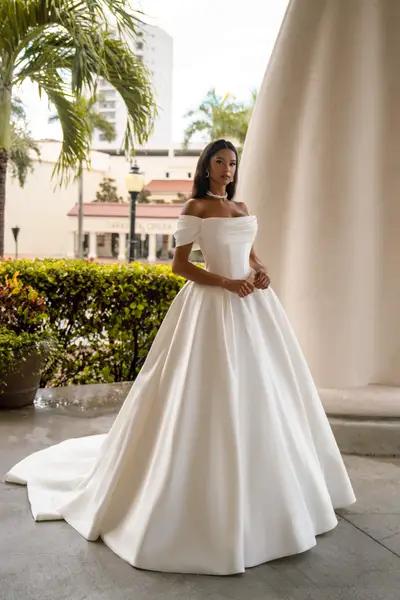 Missing image for Sample Wedding dress SN-297 Manuela size 10