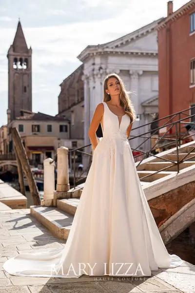 Missing image for Wedding dress 64