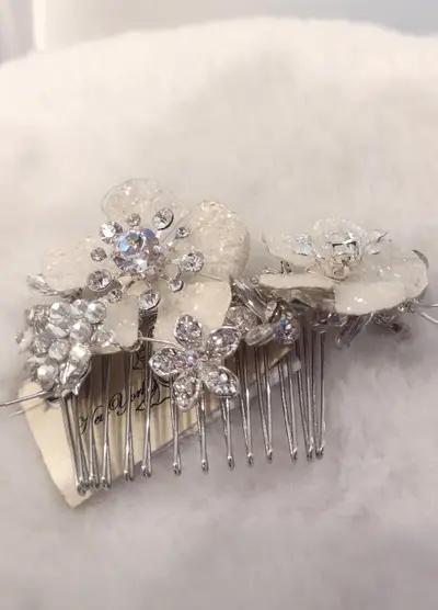 Missing image for Floral Bridal Comb T095