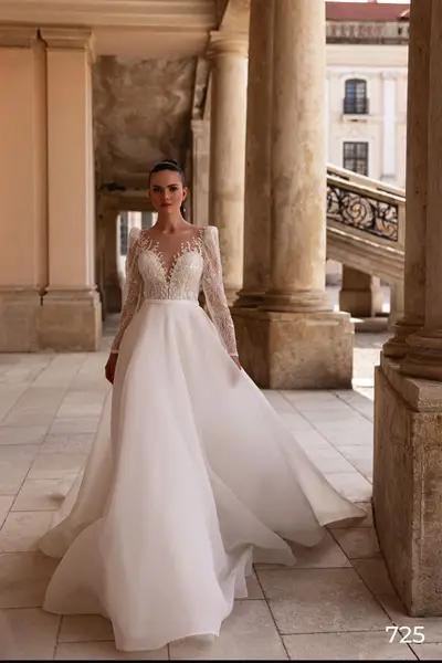 Missing image for Wedding dress 725
